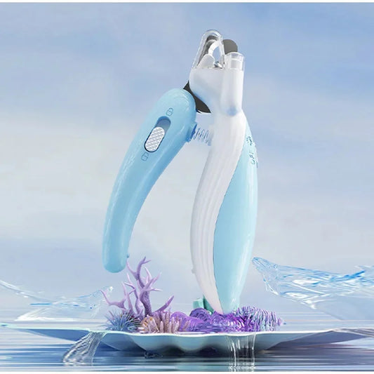 Pet Nail Clippers with LED – Precise & Gentle Trim